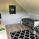 Zacisze Rostken, Wypoczynek Na Mazurach, Dom Caloroczny Z Prywatna Plaza Ostrów