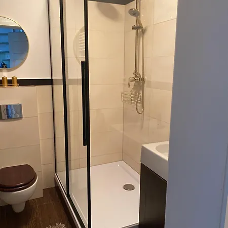 Hébergement de vacances Promocja Wakacyjna Na Poczatek Lipca! Zacisze Rostken, Wypoczynek Na Mazurach, Dom Z Prywatna Plaza