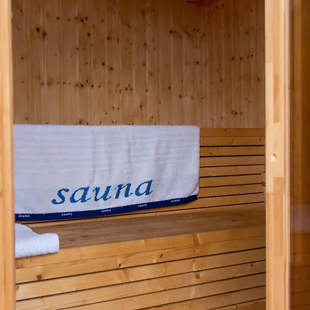 Zacisze Rostken, Wypoczynek Na Mazurach, Dom Caloroczny Z Prywatna Plaza *